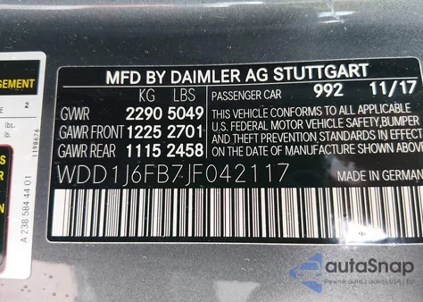 2018 Mercedes-Benz E 400 z USA, uszkodzony, nr VIN WDD1J6FB7JF042117